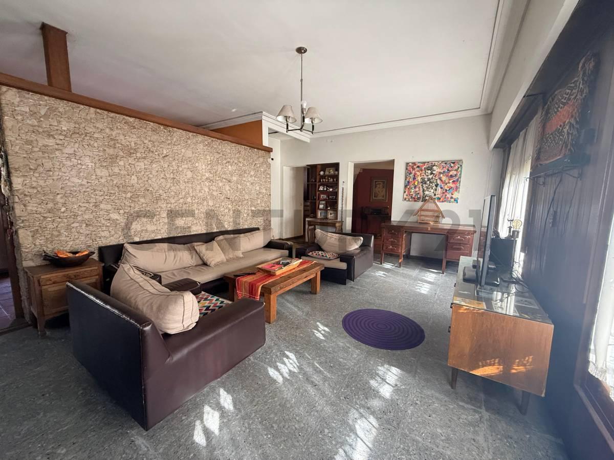 Foto de VENTA CASA 6 AMBIENTES EN QUILMES - APTO CRÉDITO, imagen 3
