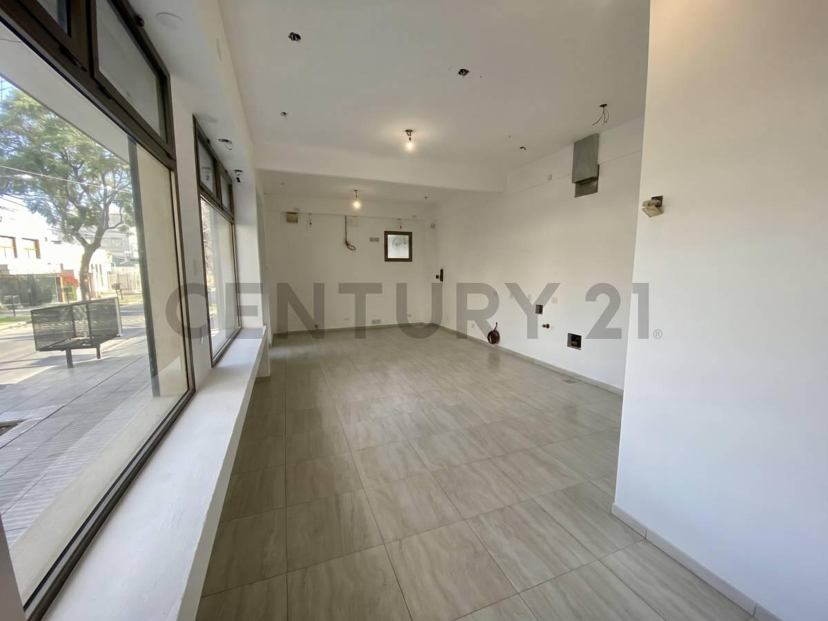 Foto de Alquiler local comercial a la calle, Villa Ballester, imagen 1