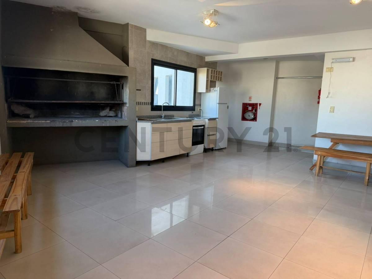 Foto de VENTA PISO UNICO EN CABEZON 2488 Y ARTIGAS EN VILLA PUEYRREDON- APTO, imagen 4