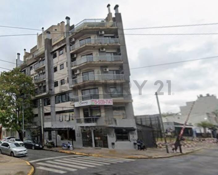 Foto de VENTA PISO UNICO EN CABEZON 2488 Y ARTIGAS EN VILLA PUEYRREDON- APTO, imagen 3