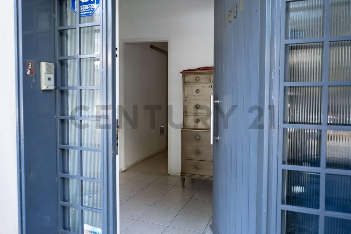 Foto de Venta PH 2/3 AMBIENTES ESTILO LOFT – 99 M² CUBIERTOS, PATIO Y TERRAZA, imagen 1