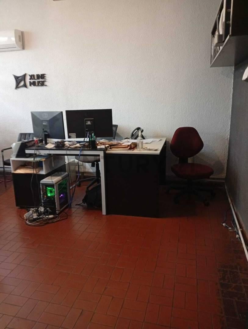 Foto de Venta edificio oficinas en Liniers, imagen 2