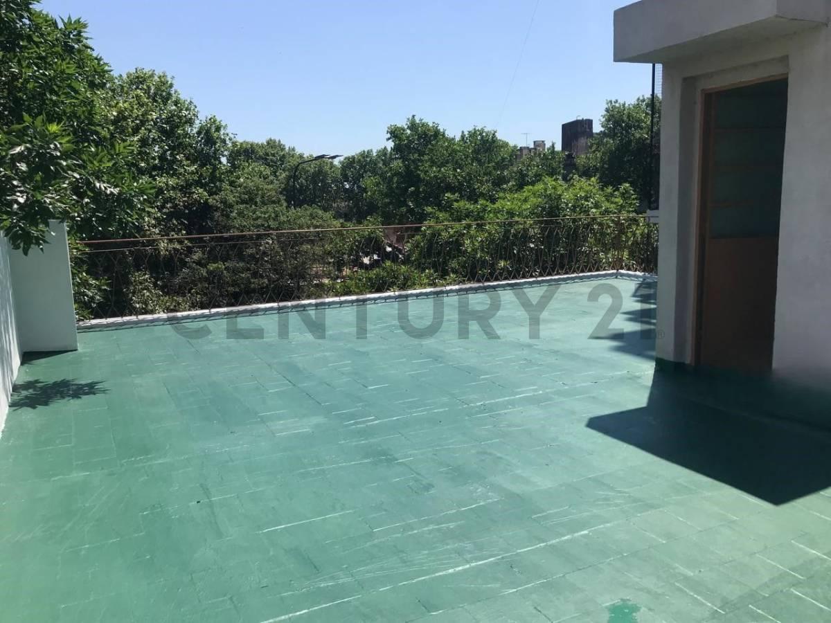 Foto de PH 3 Ambientes con balcon terraza y patio en venta PARQUE, imagen 2