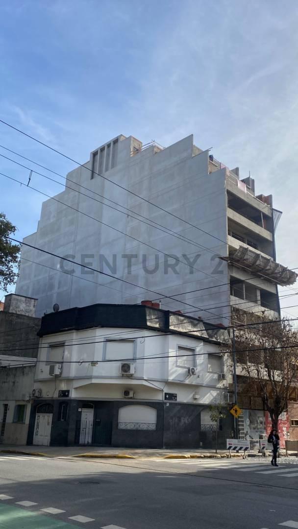 Foto de VENTA DEPARTAMENTO 2 AMBIENTES CON BALCÓN, TOILETTE Y PISCINA, imagen 3