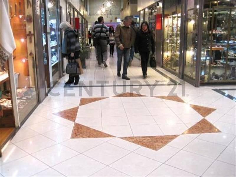 Foto de VENTA LOCAL CENTRO RETIRO APTO CREDITO/PROFESIONAL ACEPTA PERMUTA, imagen 4