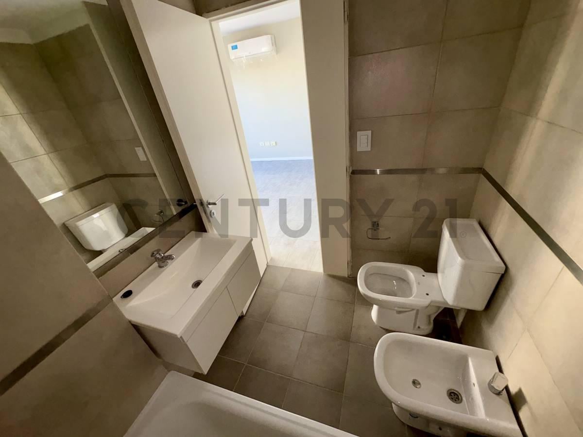 Foto de VENTA MONOAMBIENTE DIVISIBLE A ESTRENAR SAN CRISTOBAL BALCON APTO, imagen 4