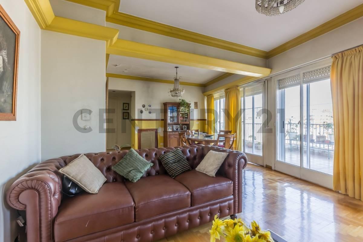 Foto de VENTA DEPARTAMENTO 4 AMBIENTES BALVANERA, imagen 5
