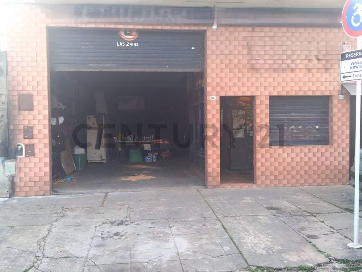 Foto de Venta Galpón /Deposito en Versalles, imagen 2