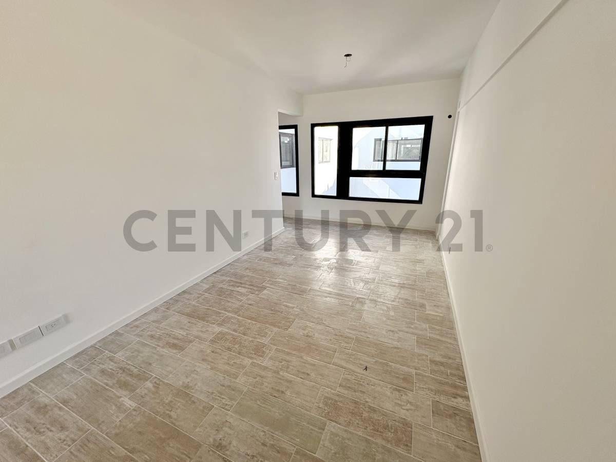 Foto de Venta Departamento Monoambiente Divisible a 2 Ambientes con Balcón, imagen 1
