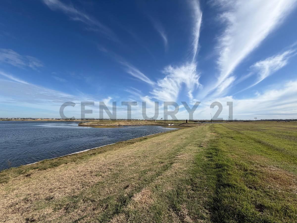 Foto de LOTE A LA LAGUNA EN VENTA – ORILLAS – PUERTOS DEL LAGO, imagen 4