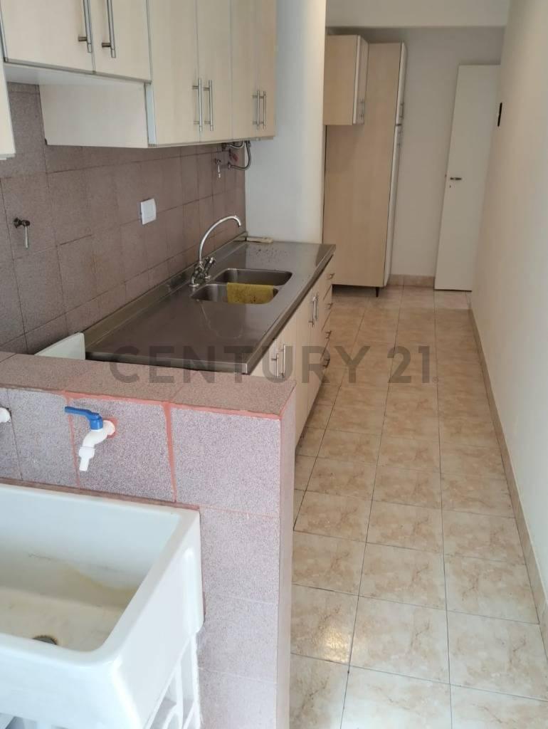 Foto de VENTA 3 AMBIENTES EN SAAVEDRA-RECICLADO-EXCELENTE UBICACIÓN, imagen 4