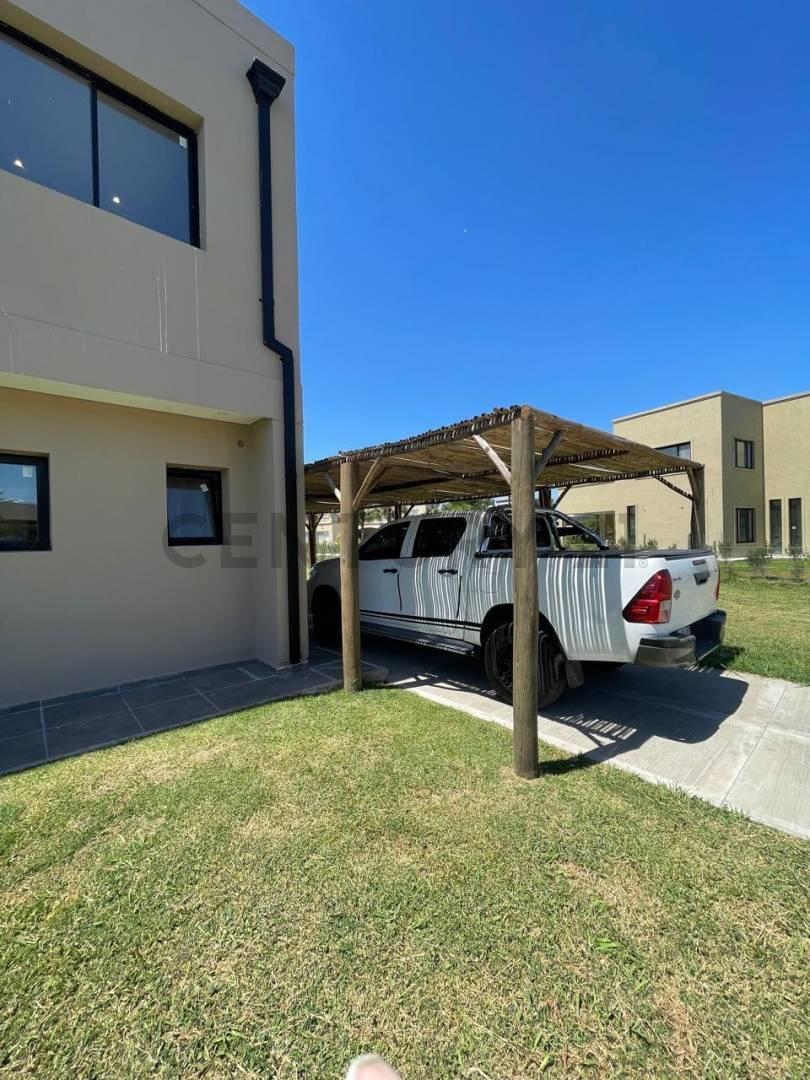 Foto de Venta Casa 5 Ambientes a Estrenar con Piscina en La Martona Cañuelas, imagen 4