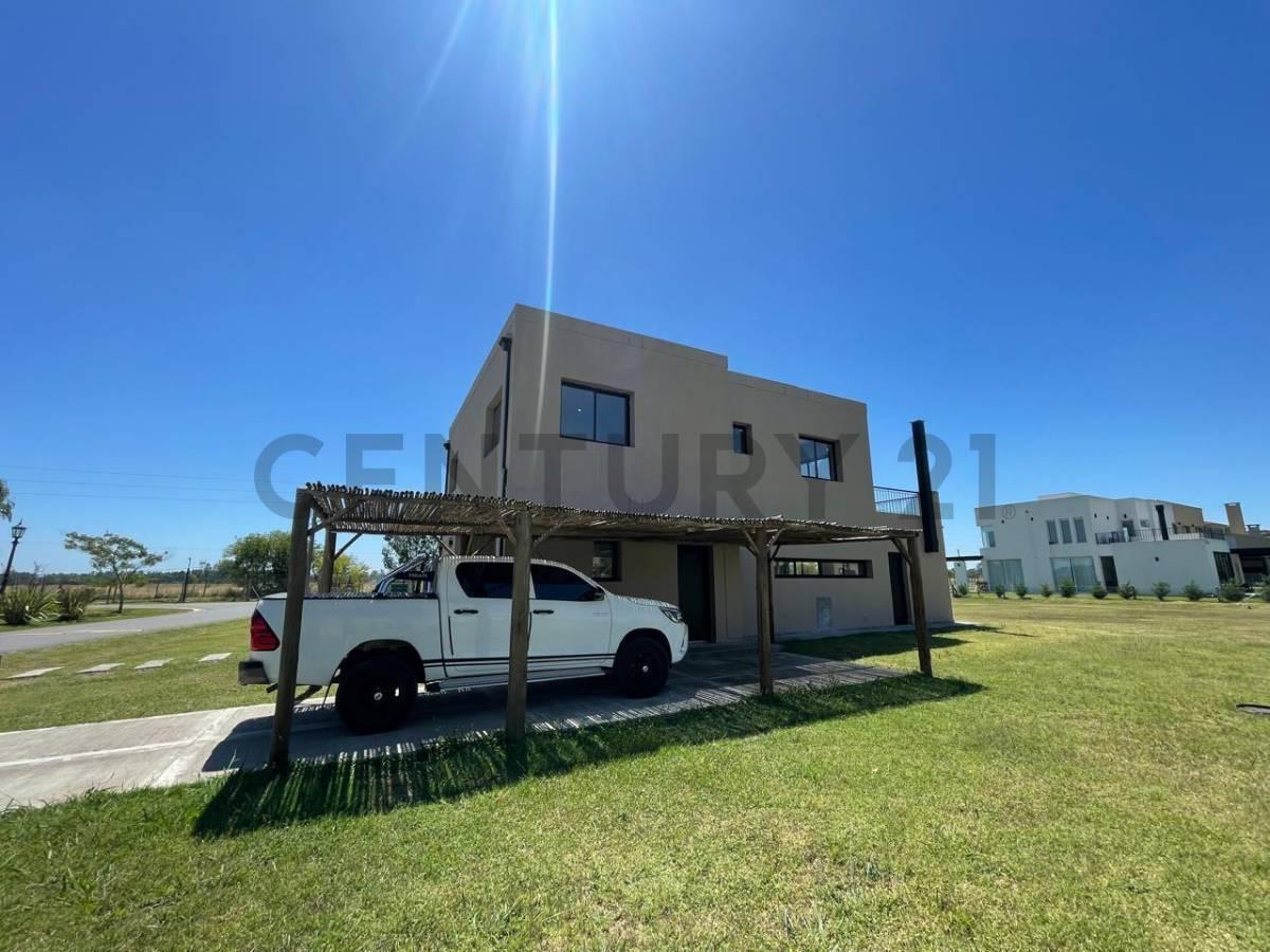 Foto de Venta Casa 5 Ambientes a Estrenar con Piscina en La Martona Cañuelas, imagen 3