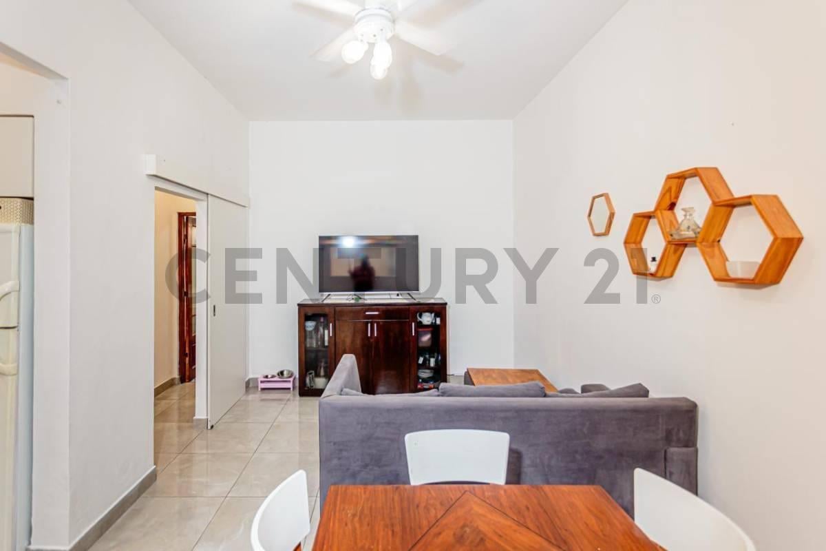 Foto de VENTA PH 4 AMBIENTES C/ PATIO -SIN EXPENSAS- RECICLADO A NUEVO, imagen 5