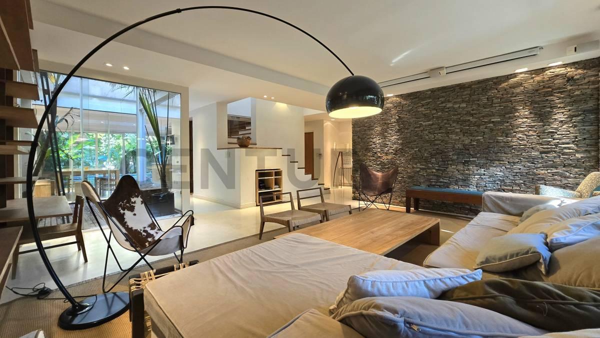 Foto de VENTA CASA 6 AMBIENTES CON PILETA VELEZ SARFIELD - FLORES CAPITAL, imagen 1