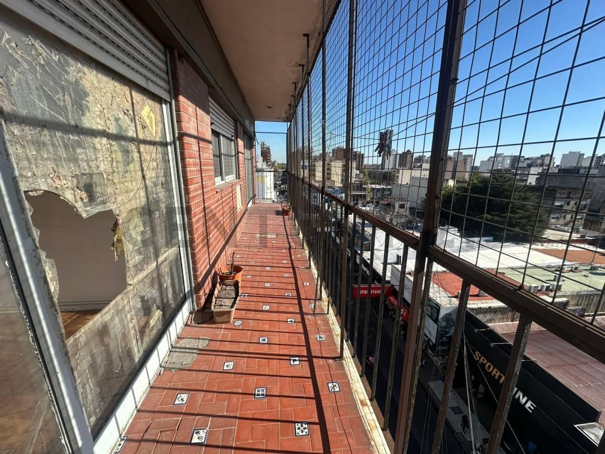 Foto de VENTA DEPARTAMENTO 4 AMBIENTES EN MORÓN CENTRO, imagen 4