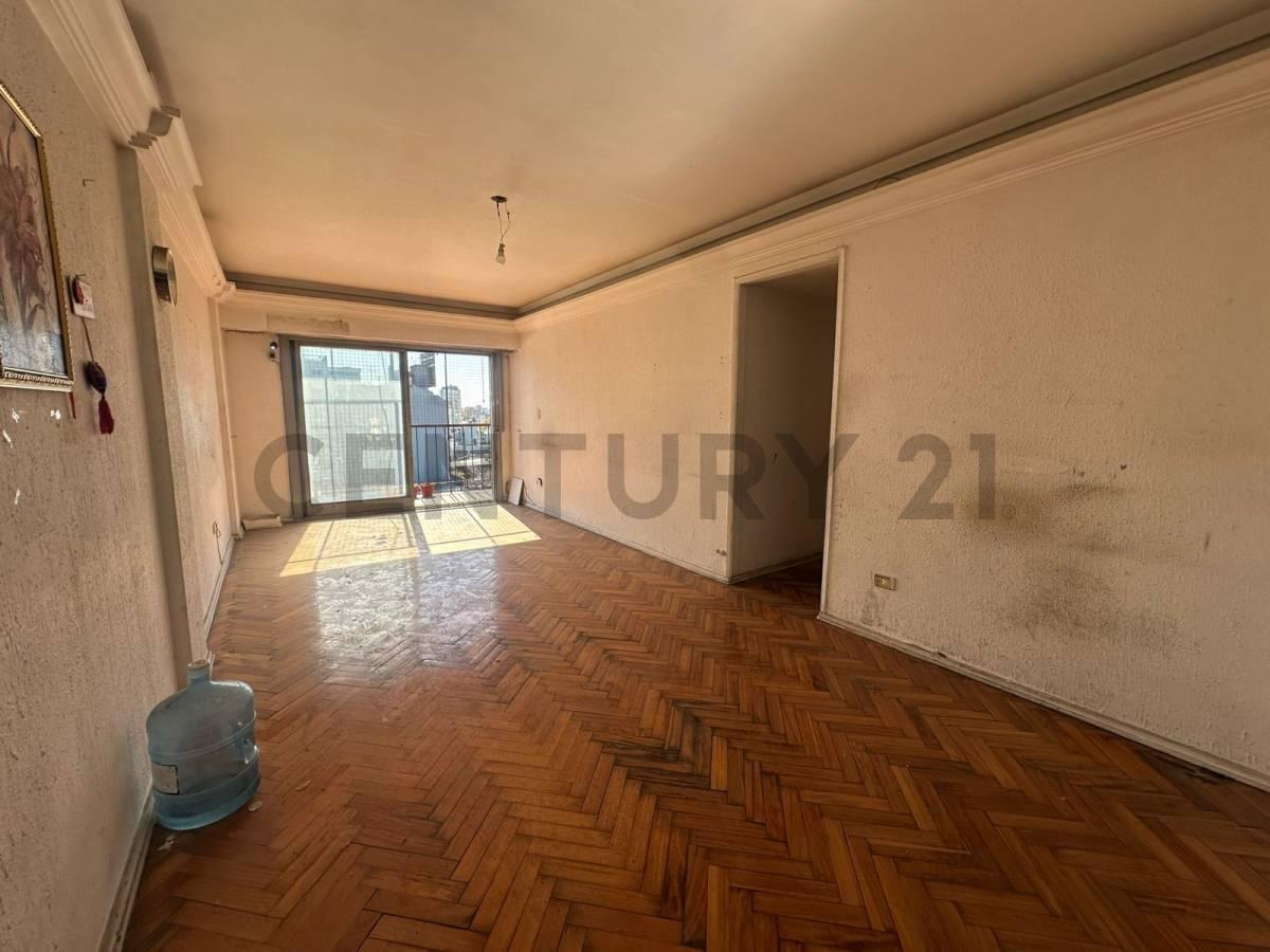 Foto de VENTA DEPARTAMENTO 4 AMBIENTES EN MORÓN CENTRO, imagen 1