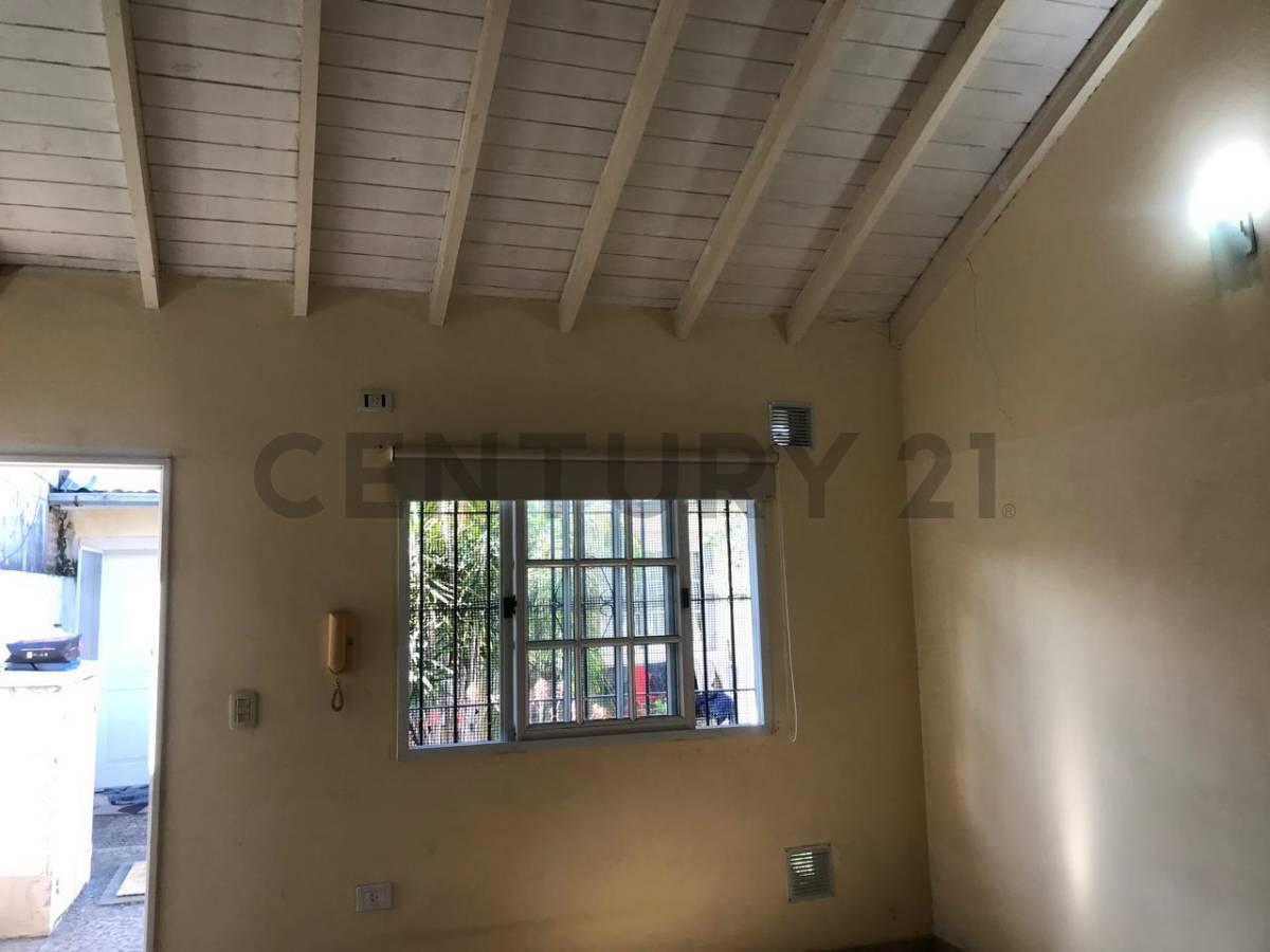 Foto de VENTA PH 2 AMBIENTES CON PATIO EN CASEROS, imagen 3