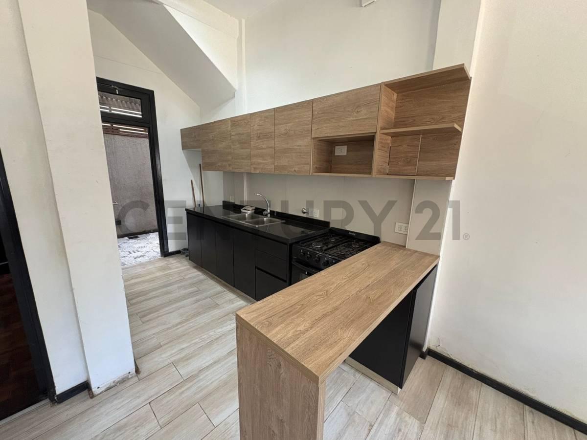 Foto de VENTA PH 2 AMB. VILLA URQUIZA, imagen 2