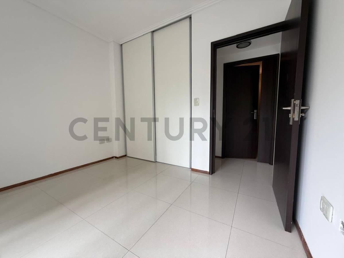 Foto de ALQUILER DEPARTAMENTO DOS AMBIENTES BALCON ATERRAZADO FRENTE. BONIFACIO, imagen 3