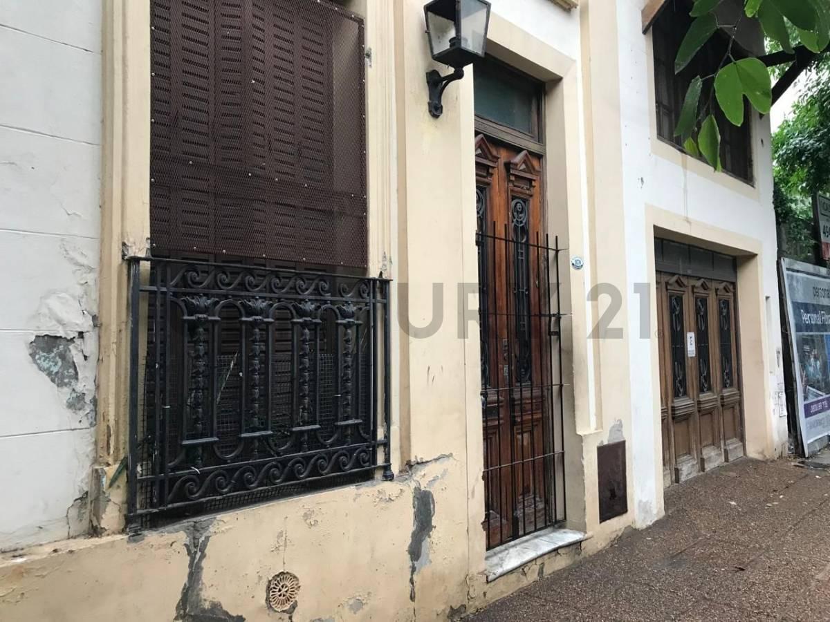 Foto de VENTA CASA IDEAL PARA HOSTEL-PENSION - SAAVEDRA 1170- SAN CRISTOBAL, imagen 1
