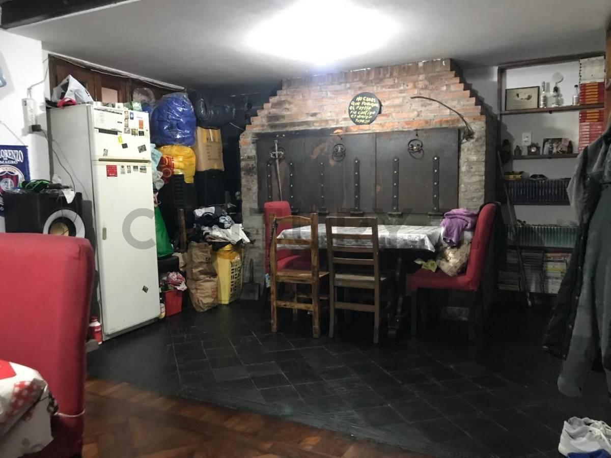 Foto de VENTA CASA IDEAL PARA HOSTEL-PENSION - SAAVEDRA 1170- SAN CRISTOBAL, imagen 5
