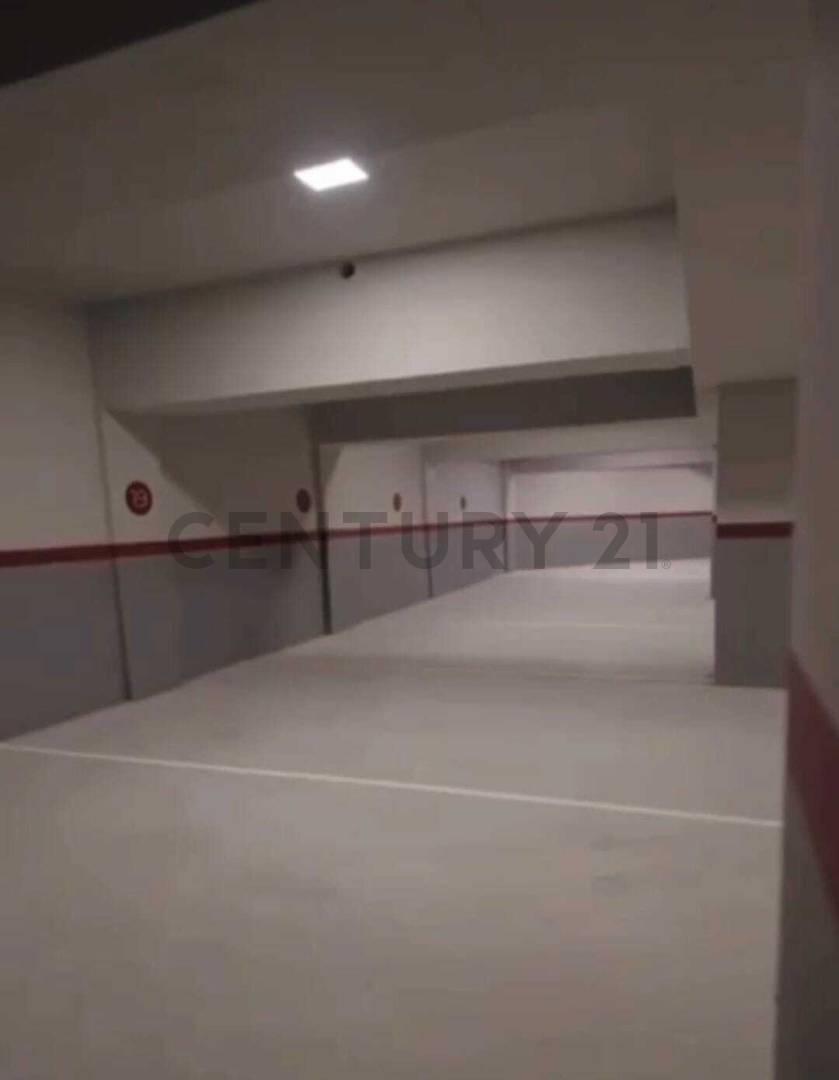 Foto de VENTA COCHERA FIJA CUBIERTA EN EDIFICIO - ALMAGRO CABA, imagen 3
