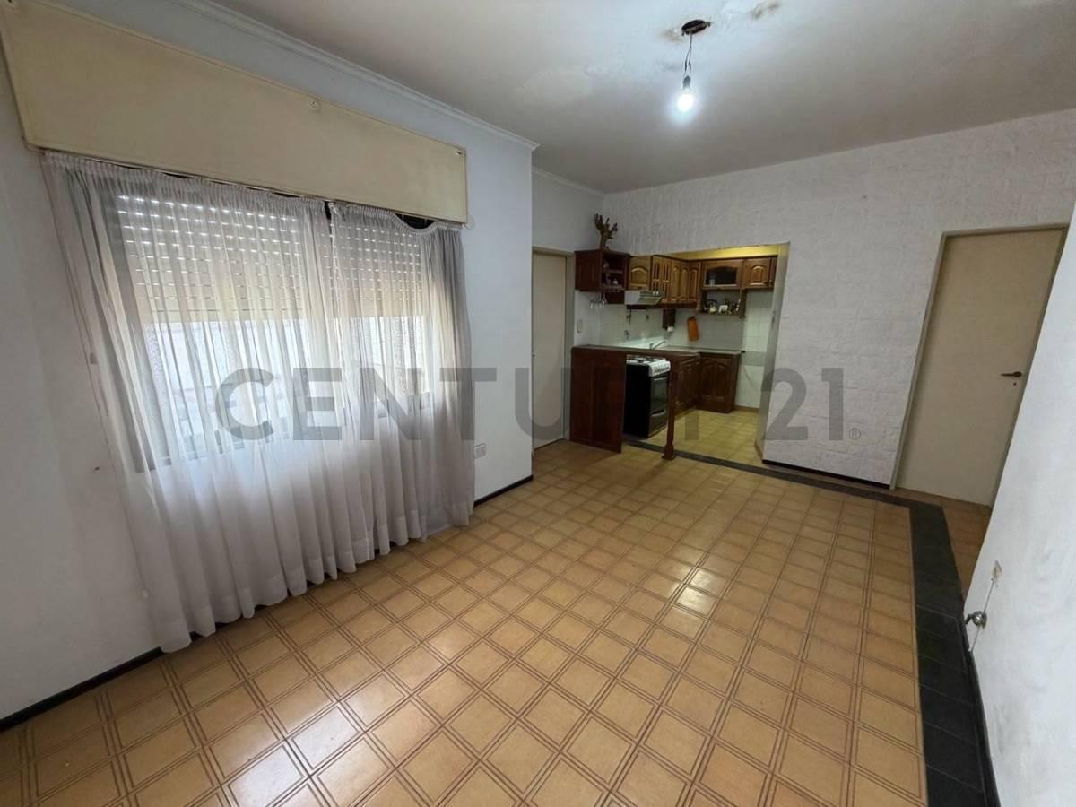 Foto de DPTO 3 AMB C/TERRAZA PRIVADA Y QUINCHO, imagen 2