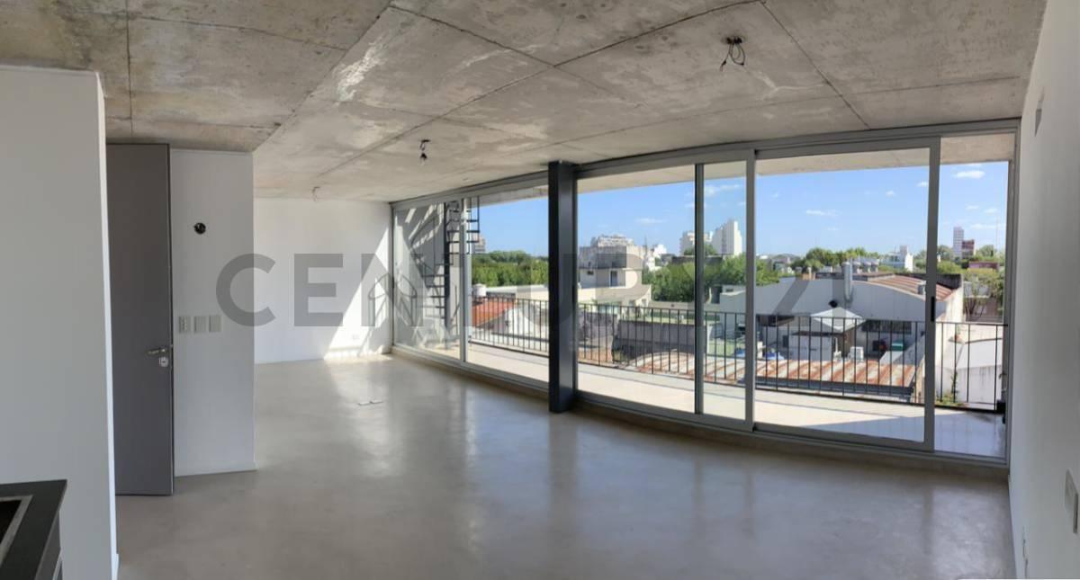 Foto de VENTA DEPARTAMENTO 2 AMB. EN SAAVEDRA C/ COCHERA Y TERRZA PROPIA., imagen 2