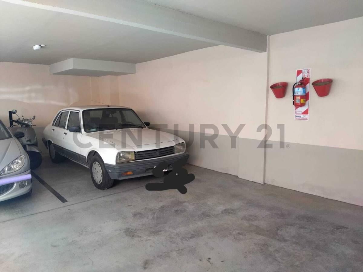 Foto de VENTA DE COCHERA DESCUBIERTA EN VILLA BALLESTER, imagen 1