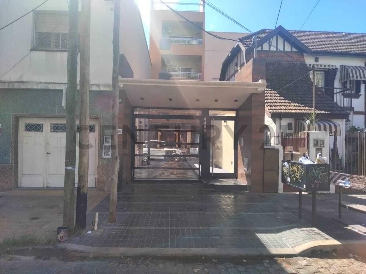 Foto de VENTA DE COCHERA DESCUBIERTA EN VILLA BALLESTER, imagen 2