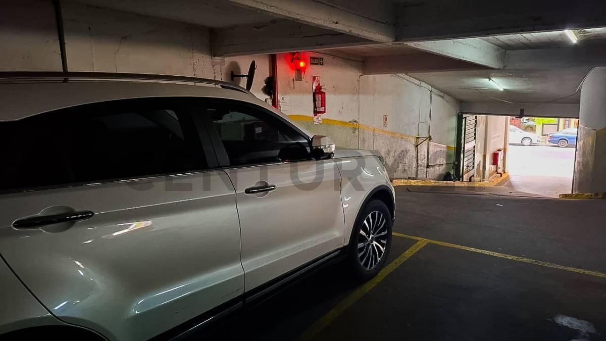 Foto de COCHERA EN VENTA EN RECOLETA - GALLO Y GÜEMES - FÁCIL ACCESO, imagen 4