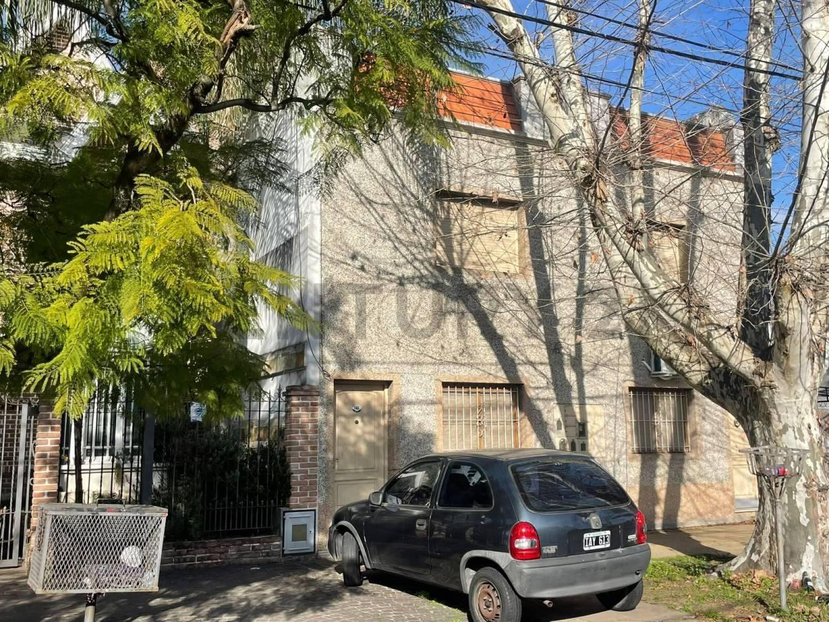 Foto de VENTA PH 3 AMBIENTES CON PATIO EN BANFIELD REFACCIONADO A NUEVO APTO, imagen 1