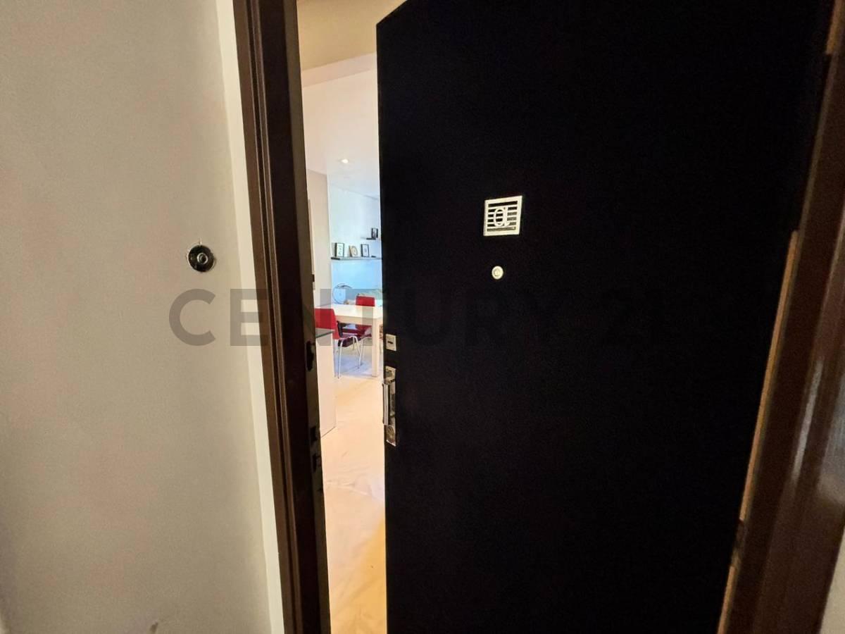 Foto de VENTA MONOAMBIENTE RECICLADO A NUEVO RECOLETA APTO PROFESIONAL, imagen 1