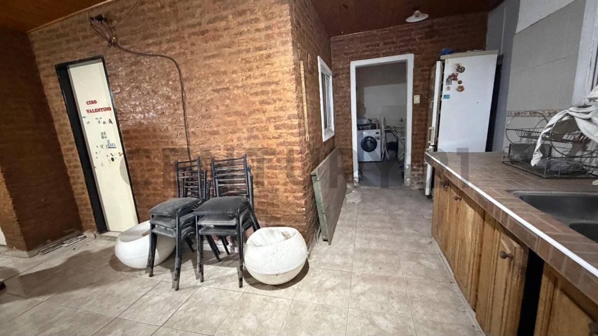 Foto de VENTA CASA QUINTA CON PISCINA EN SAN VICENTE TERRENO DE 900 MTS, imagen 5