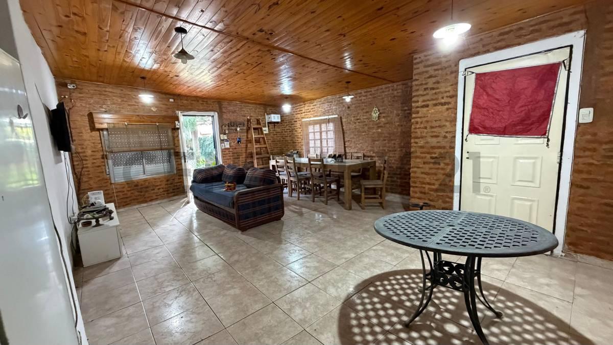 Foto de VENTA CASA QUINTA CON PISCINA EN SAN VICENTE TERRENO DE 900 MTS, imagen 2