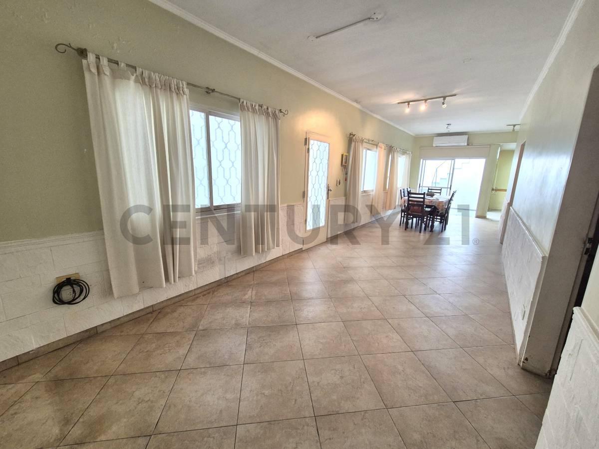 Foto de VENTA PH 3 AMBIENTES CON TERRAZA, QUINCHO Y PARRILLA EN NUÑEZ, imagen 2