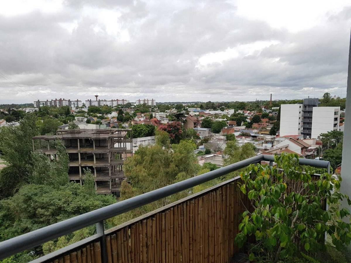 Foto de VENTA DEPARTAMENTO 3 AMBIENTES CON COCHERA EN BAHIA BLANCA 622-WILDE, imagen 1