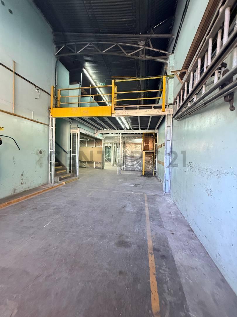 Foto de GALPÓN EN ALQUILER CON GRAN CAPACIDAD OPERATIVA, imagen 1