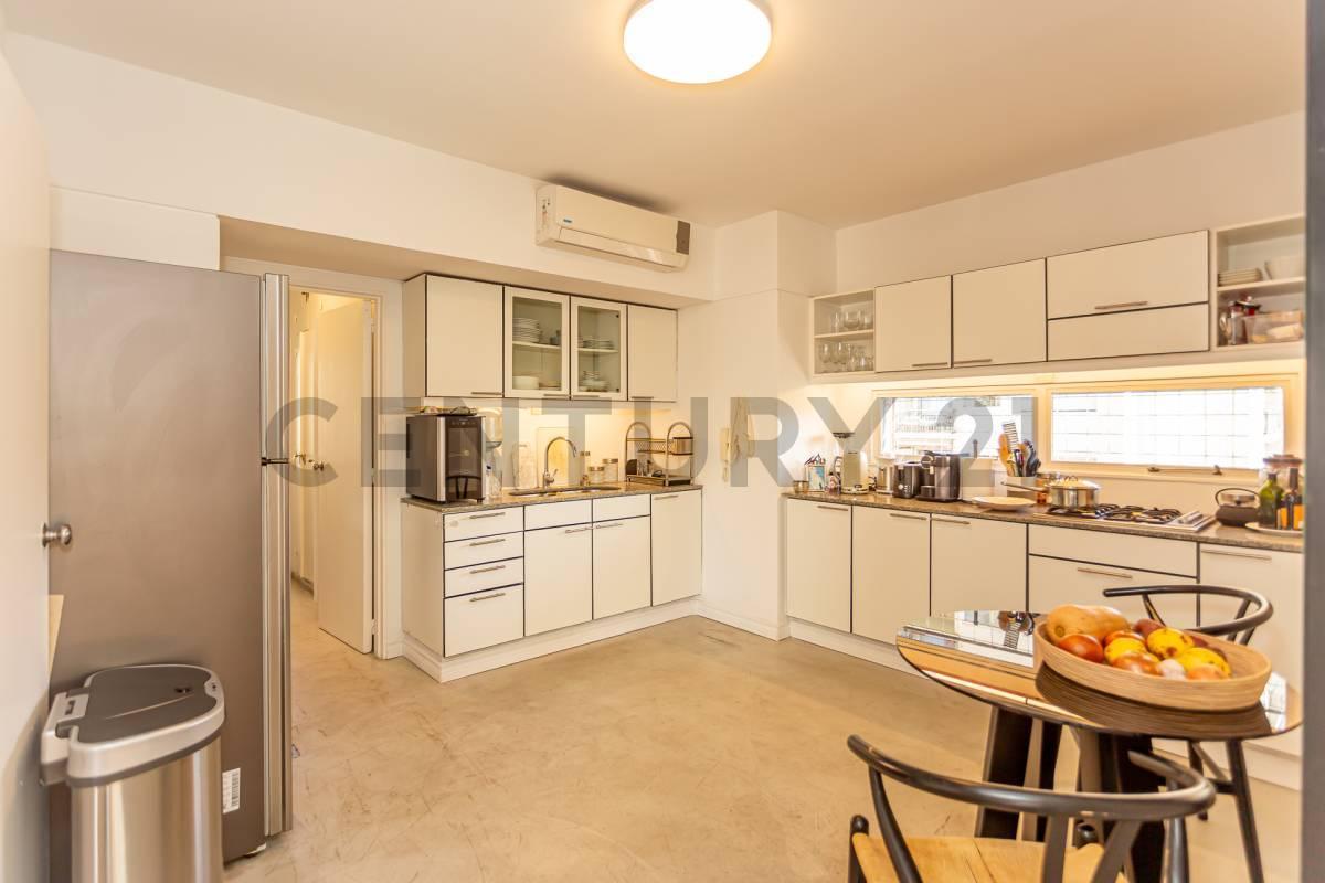 Foto de VENTA DEPARTAMENTO DÚPLEX 4 AMBIENTES - COCHERA - SEGURIDAD 24 HORAS, imagen 4