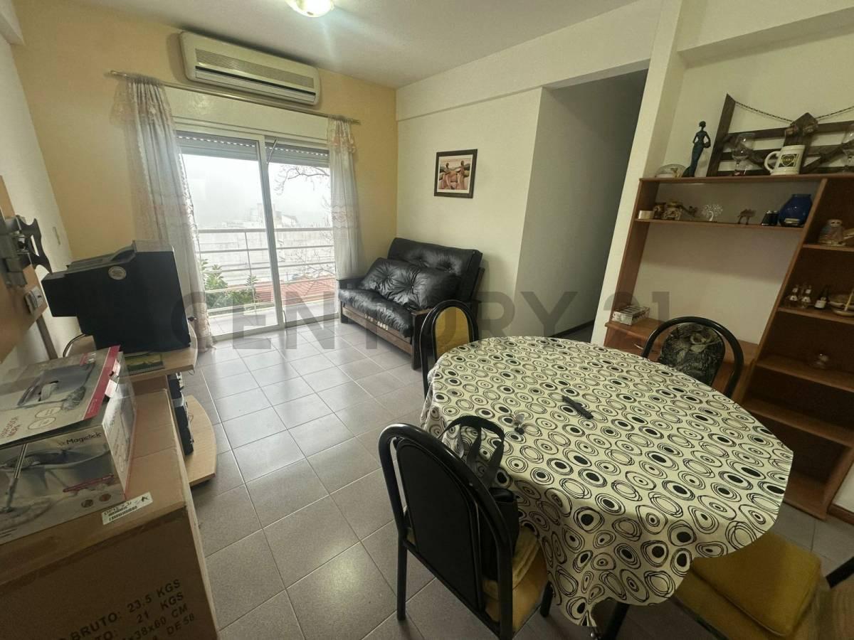 Foto de VENTA DEPARTAMENTO 3 AMBIENTES CON BALCÓN EN SAENZ PEÑA, imagen 3