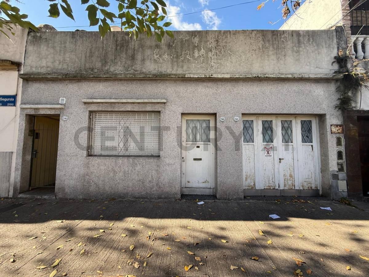Foto de VENTA PH AL FRENTE / ENTRADA INDEPENDIENTE / COCHERA /LUMINOSO /SIN, imagen 3