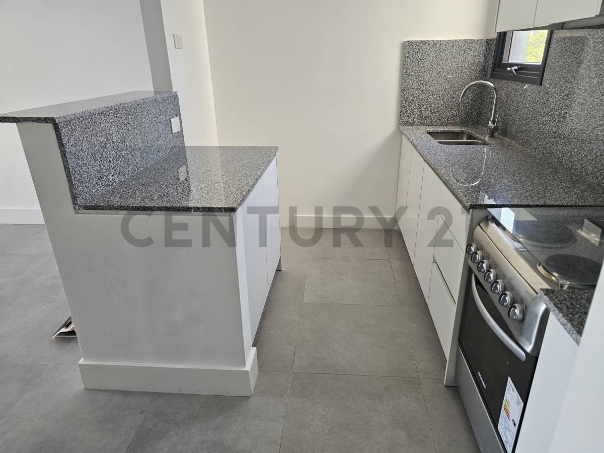 Foto de VENTA DEPARTAMENTO MONOAMBIENTE SAN MARTIN CENTRO A ESTRENAR !, imagen 3