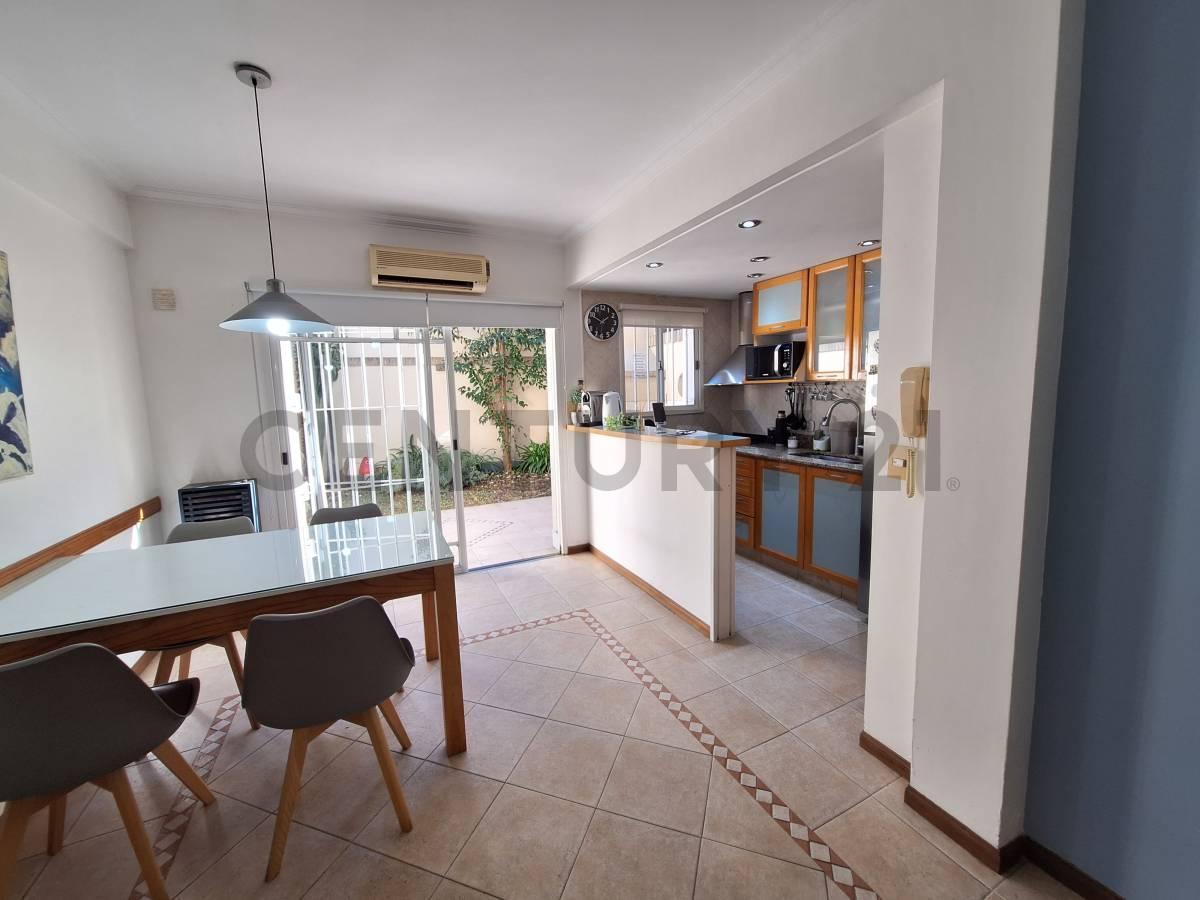 Foto de VENTA DÚPLEX 4 AMBIENTES EN BANFIELD, APTO CRÉDITO!, imagen 4