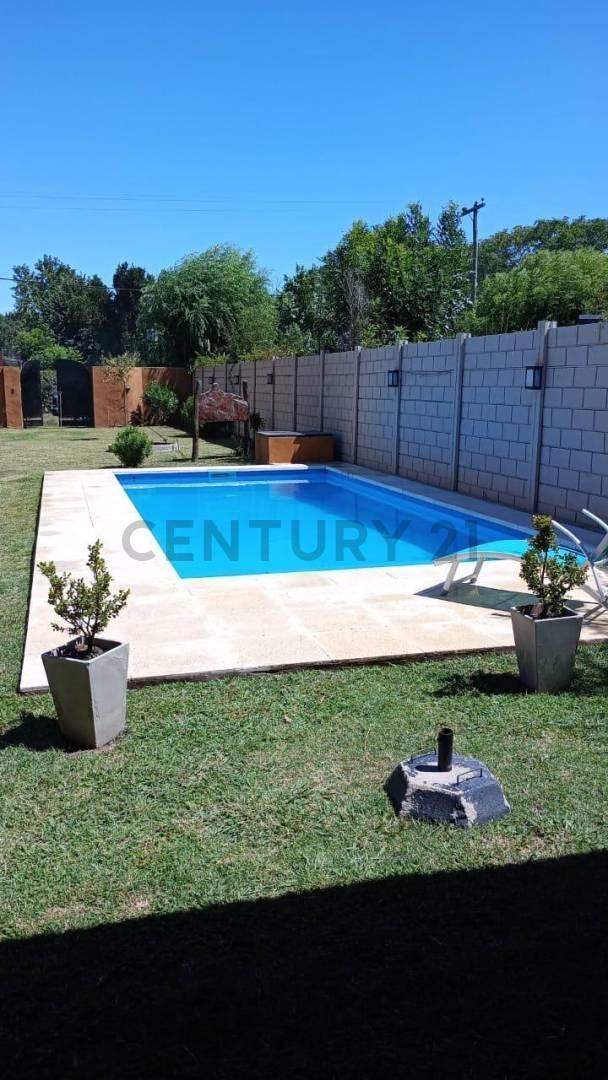VENTA CASA QUINTA CON PISCINA EN DUGGAN-SAN ANTONIO DE ARECO- PERMUTA