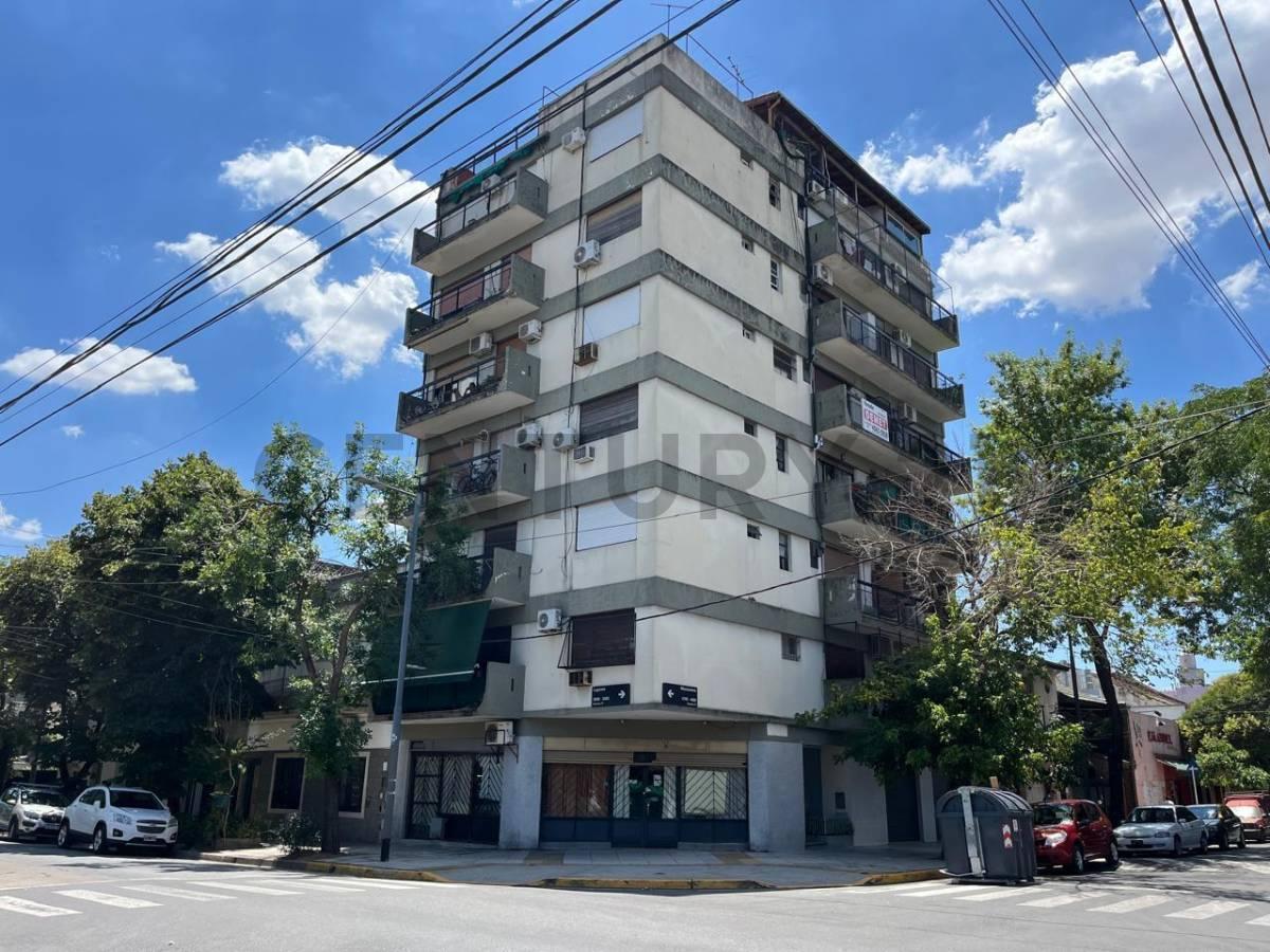 Foto de VENTA 3 AMBIENTES EN SAAVEDRA - SUPER LUMINOSO - VISTA ABIERTA, imagen 2
