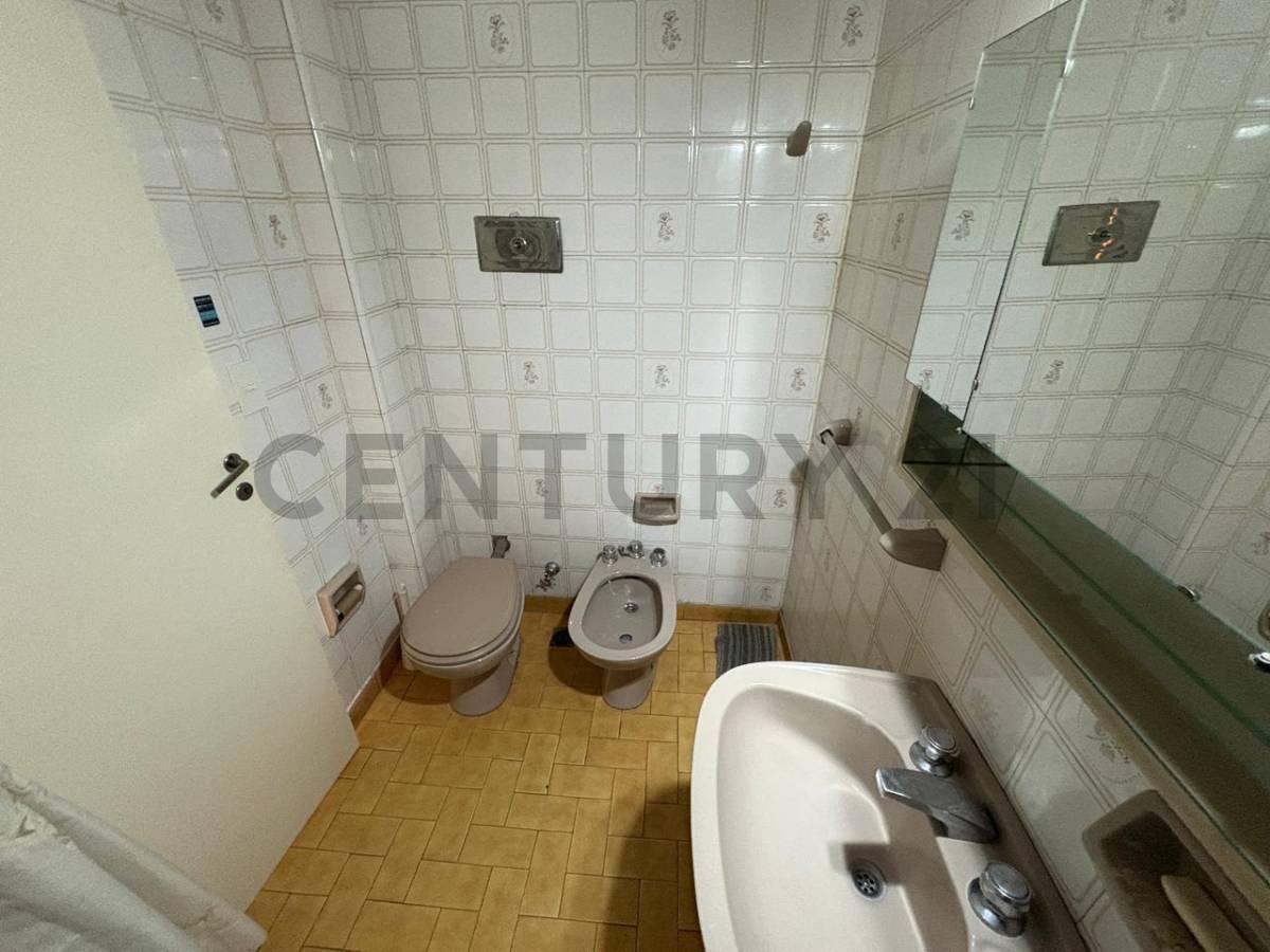 Foto de VENTA DEPARTAMENTO MONOAMBIENTE C/ BALCON EN BALVANERA, imagen 3