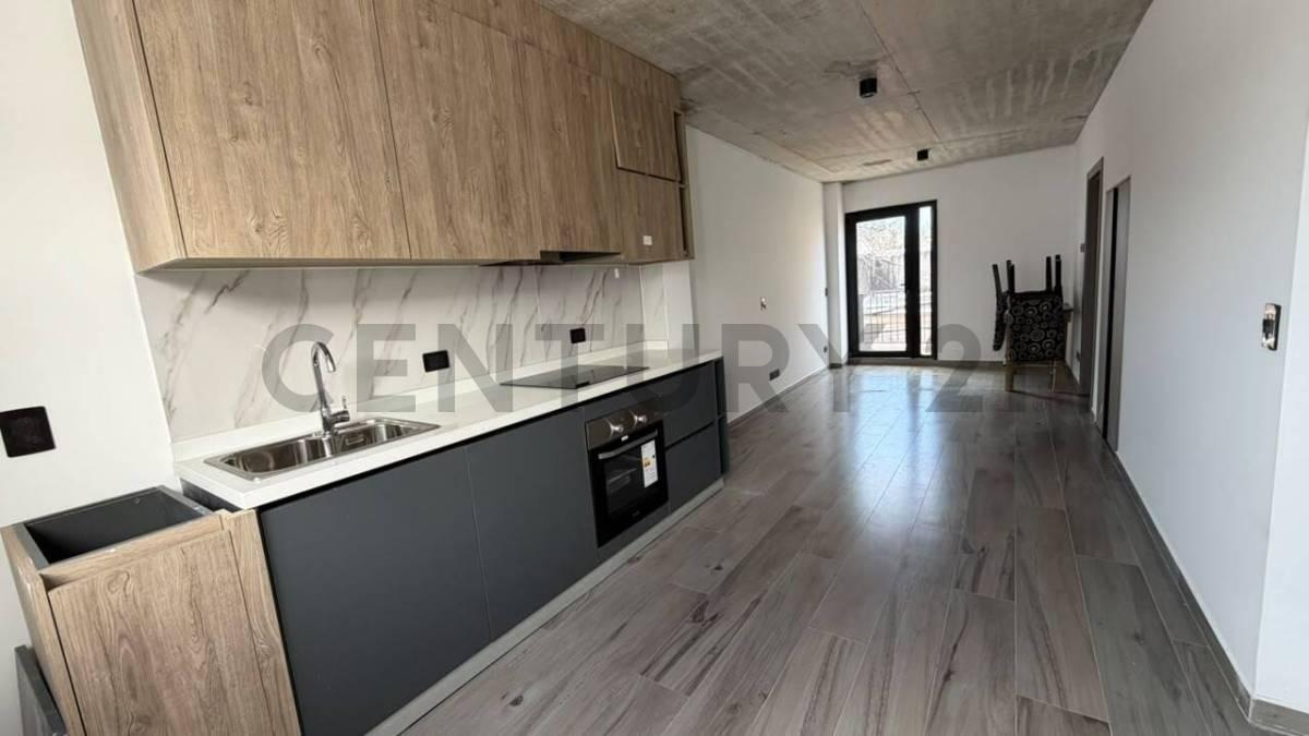 Foto de ALQUILER MONOAMBIENTE A ESTRENAR TIPO PH CON TERRAZA PROPIA FLORES, imagen 4