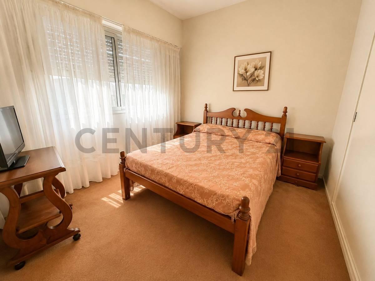 Foto de VENTA 2 AMBIENTES MUY LUMINOSO - APTO CREDITO - FLORESTA, imagen 4
