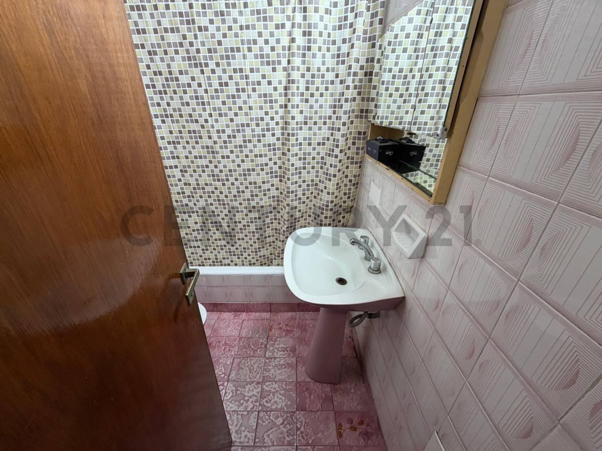 Foto de Venta Departamento 4 Amb Amplios con Baulera en Edificio Torre Caseros, imagen 4